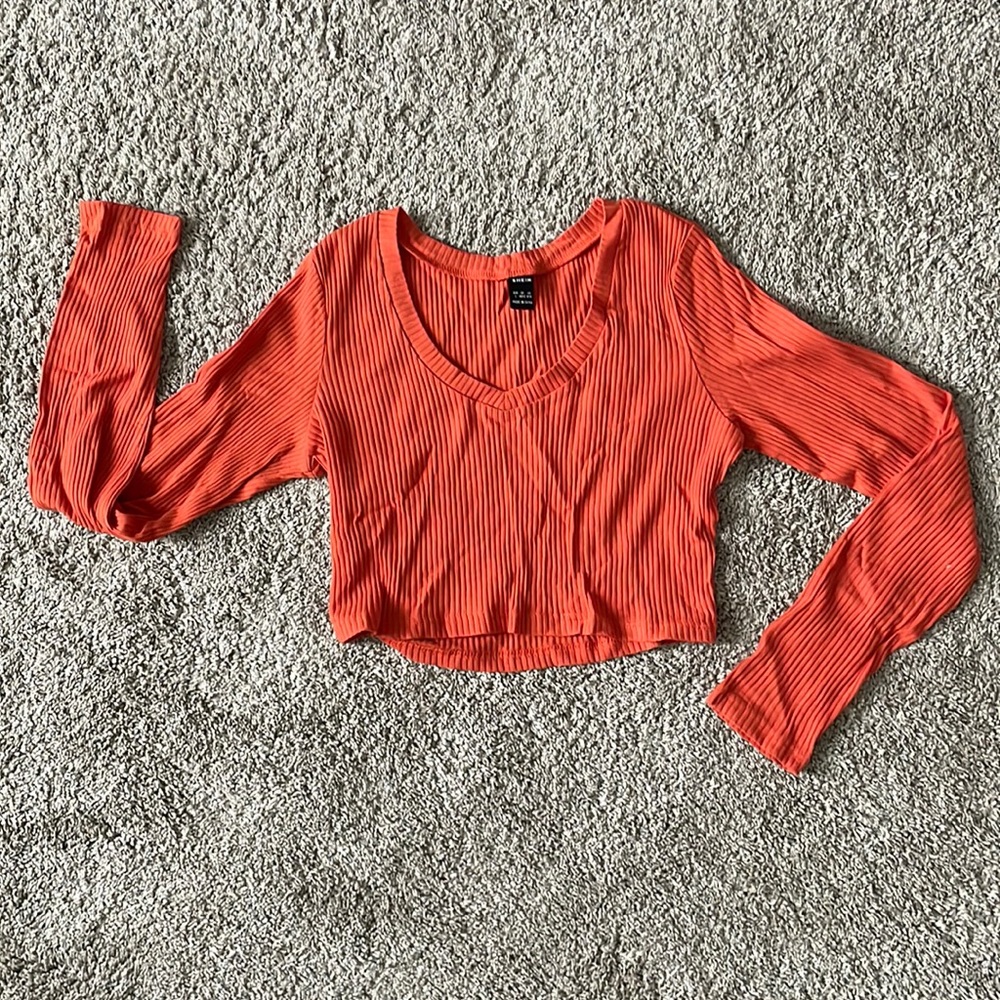 Orange long sleeve crop top